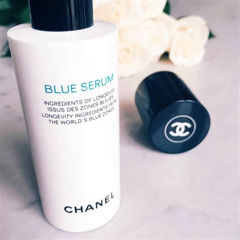 prezzo blu serum chanel|Chanel serum reviews.